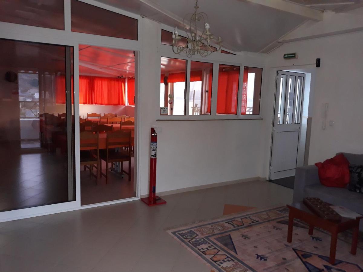 Yria Residencial Bed and Breakfast Porto Novo Eksteriør billede