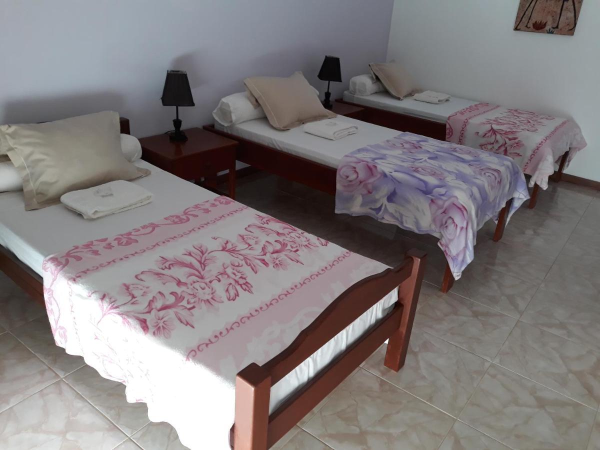 Yria Residencial Bed and Breakfast Porto Novo Eksteriør billede