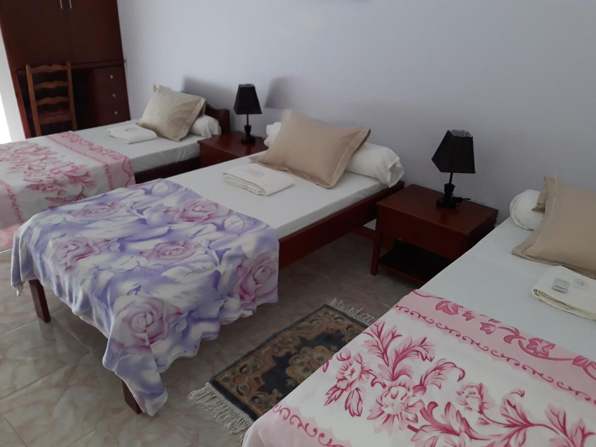 Yria Residencial Bed and Breakfast Porto Novo Eksteriør billede