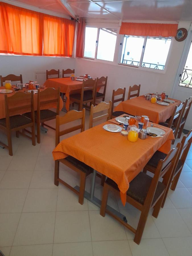 Yria Residencial Bed and Breakfast Porto Novo Eksteriør billede