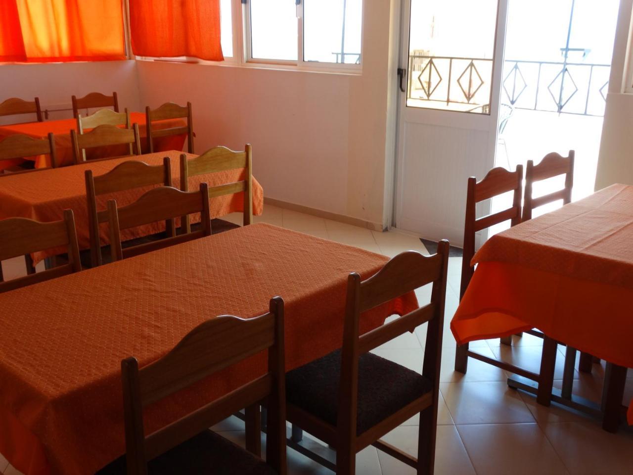Yria Residencial Bed and Breakfast Porto Novo Eksteriør billede